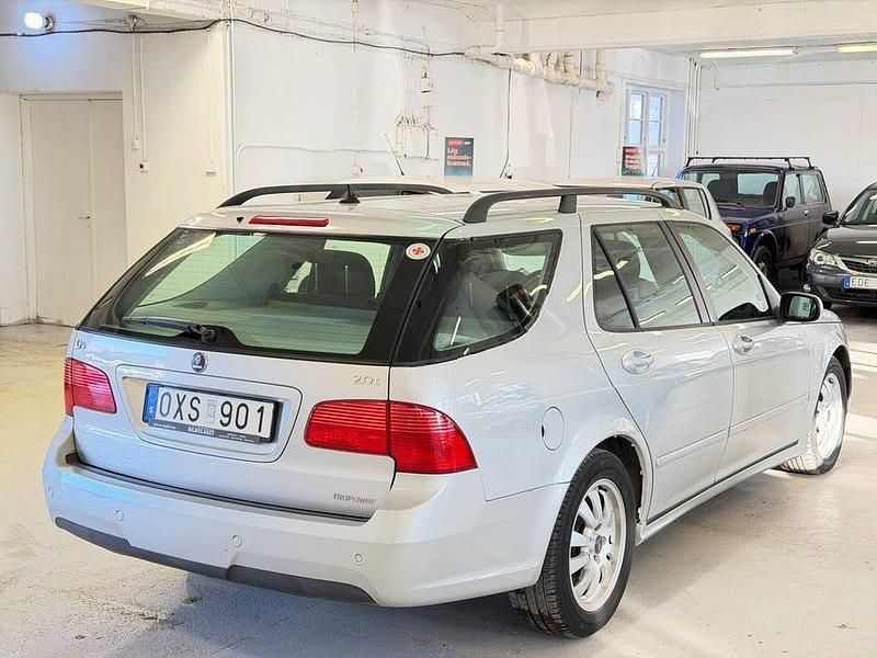 Begagnad Saab 9-5 Linear 150 HK (110 kW) 2007 Grå Kombi