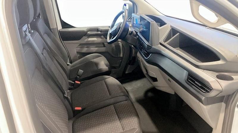 Ny Ford Transit Trend 233 HK (171 kW) 2025 Vit Van