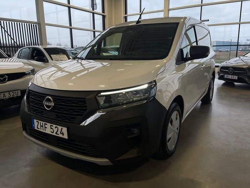 Vit Begagnad 2023 Nissan Townstar Pickup | 189 900 kr (Marknadspris) - Bild 1/4