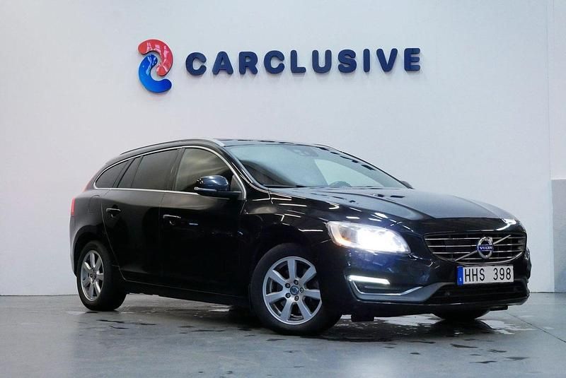 Svart Begagnad 2013 Volvo V60 Summum Kombi | 109 900 kr (Marknadspris) - Bild 1/3