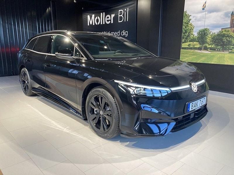 Svart (grenadilla black metallic) Ny 2025 VW ID.7 Pro Sedan | 781 100 kr - Bild 1/4