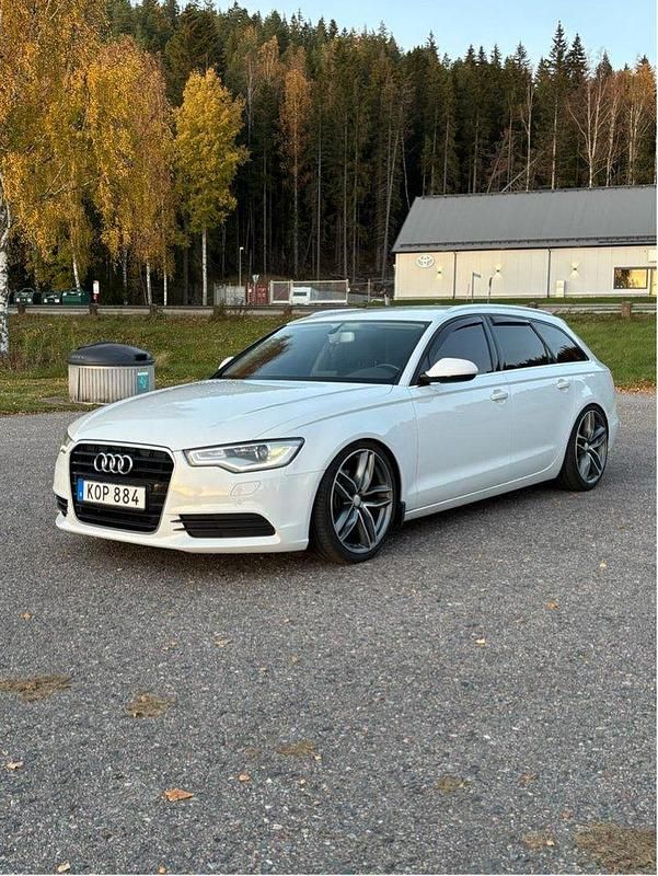 Vit Begagnad 2014 Audi A6 Proline Kombi | 115 000 kr (Marknadspris) - Bild 1/4