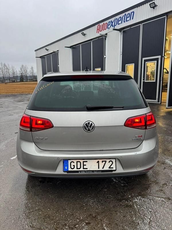 Begagnad VW Golf VII 140 HK (102 kW) 2013