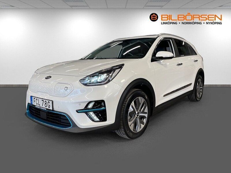 Vit Begagnad 2020 Kia e-Niro Advance SUV | 269 900 kr (Marknadspris) - Bild 1/4