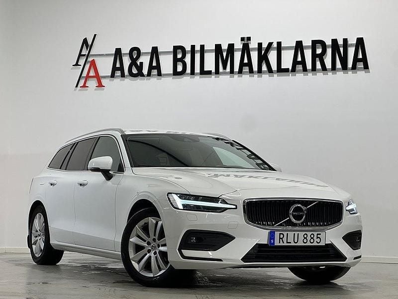 Vit Begagnad 2018 Volvo V60 Momentum Kombi | 229 900 kr (Marknadspris) - Bild 1/4