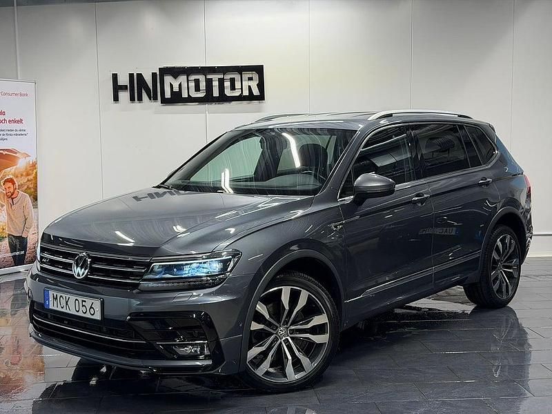 Begagnad VW Tiguan Allspace 190 HK (139 kW) 2018 Mörkgrå SUV