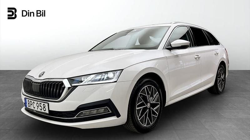 Vit Begagnad 2022 Skoda Octavia Style Kombi | 264 900 kr (Bra pris) - Bild 1/4