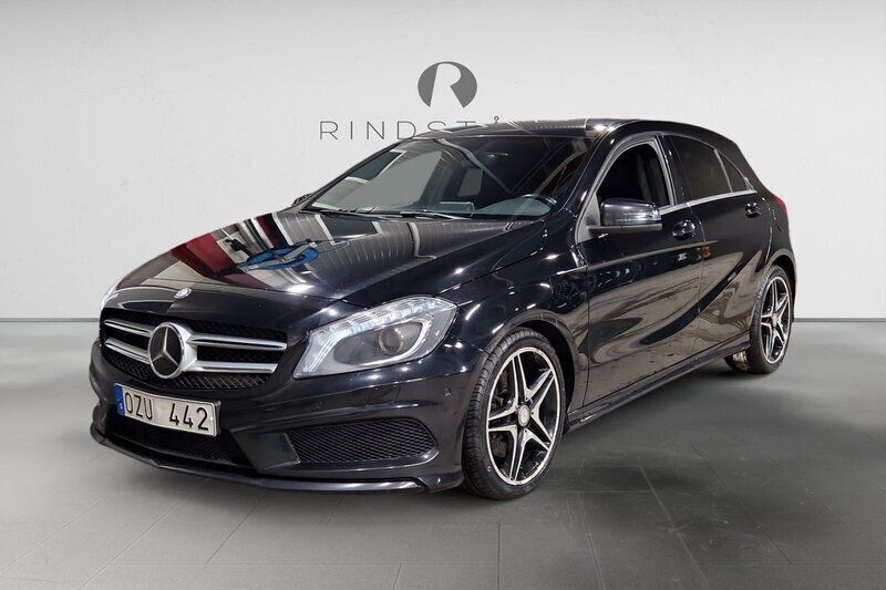 Svart Begagnad 2013 Mercedes A220 AMG Halvkombi | 149 900 kr (Lite dyr) - Bild 1/3