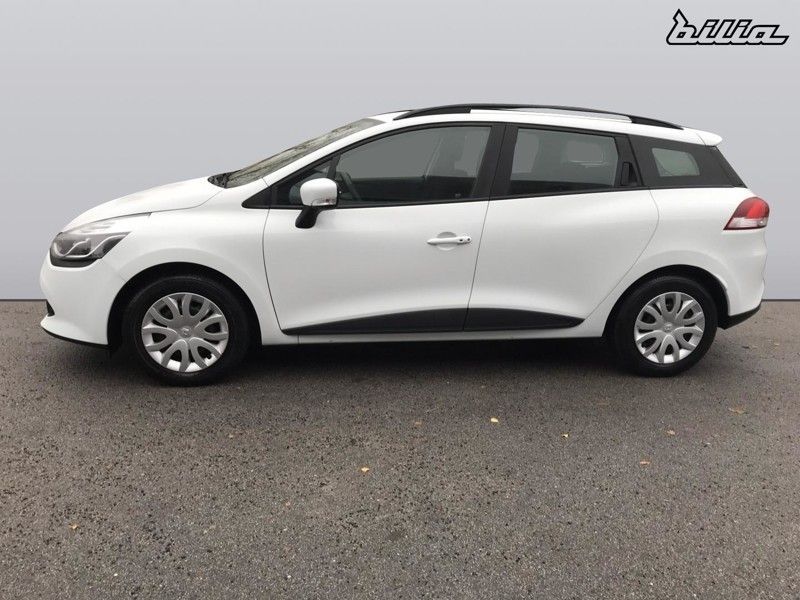Såld Renault Clio IV SPORT TOURER ., begagnad 2015, 2 388 mil i Skövde