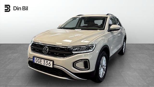 Grå Begagnad 2022 VW T-Roc Life SUV | 264 900 kr (Marknadspris) - Bild 1/4
