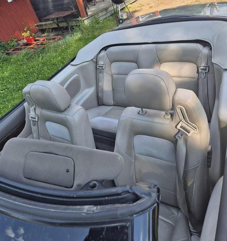 Grå Begagnad 2004 Chrysler Sebring Cabriolet Cab | 25 000 kr (Superpris) - Bild 1/4