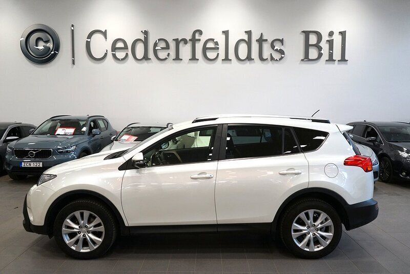 Vit Begagnad 2013 Toyota RAV4 Executive SUV | 179 900 kr (Marknadspris) - Bild 1/3