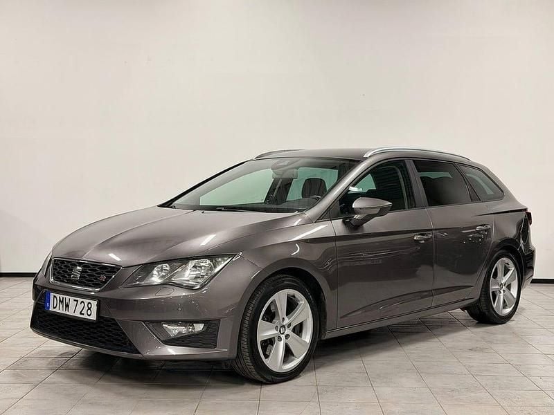 Begagnad Seat Leon ST FR 184 HK (135 kW) 2014 Mörkgrå Kombi