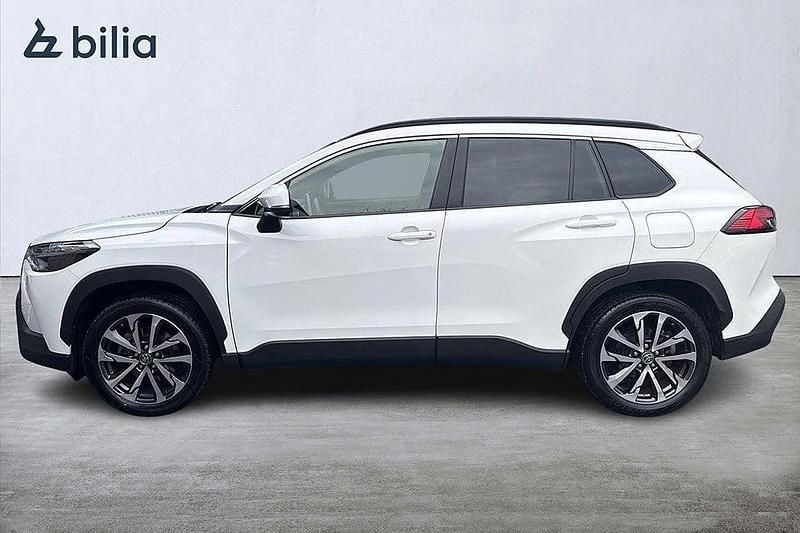 Begagnad Toyota Corolla Cross 152 HK (111 kW) 2022 Vit SUV