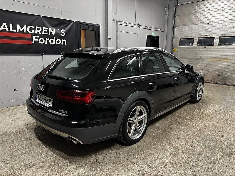 Begagnad Audi A6 Allroad Sport 320 HK (235 kW) 2015 Svart Kombi