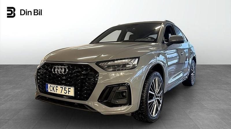Grå Begagnad 2021 Audi Q5 Sportback S-Line SUV | 429 900 kr (Bra pris) - Bild 1/4