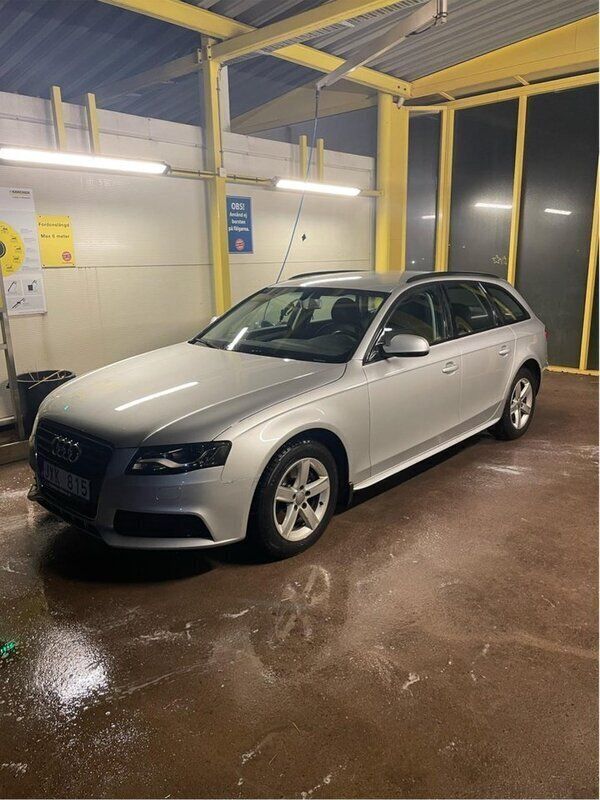 Silver Begagnad 2010 Audi A4 Kombi | 51 000 kr (Superpris) - Bild 1/4
