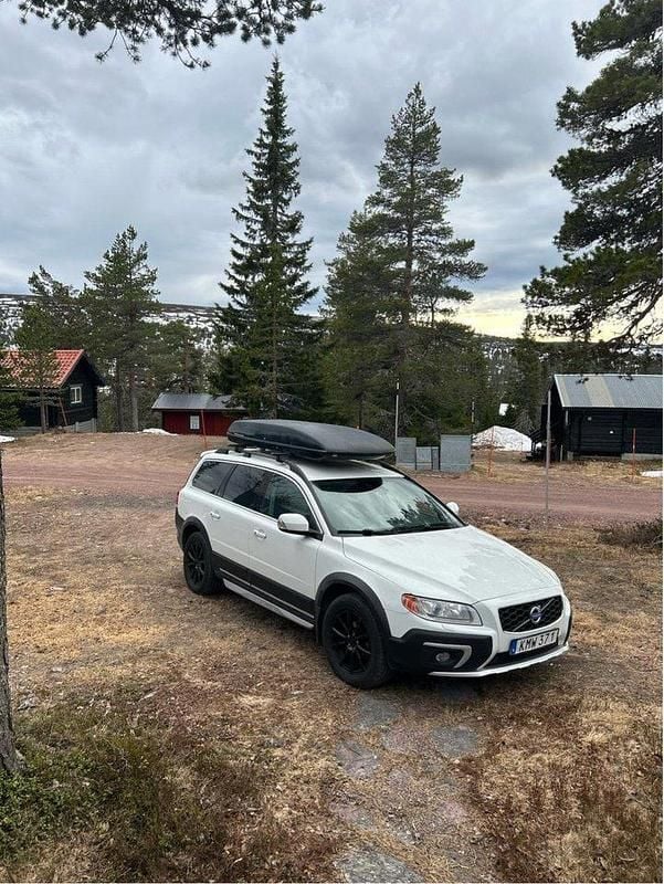 Vit Begagnad 2014 Volvo XC70 Summum Kombi | 125 000 kr (Bra pris) - Bild 1/4