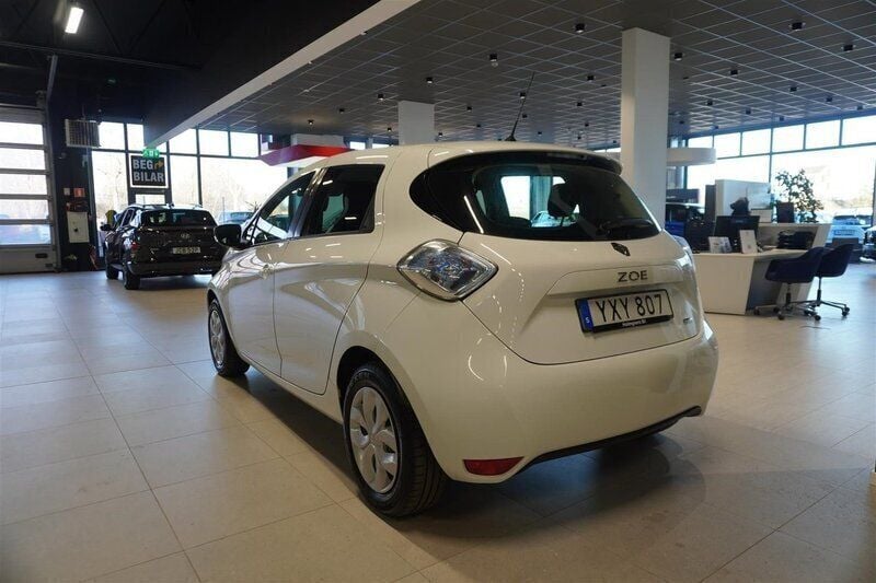 Begagnad Renault Zoe Life 68 kW (93 HK) 2018 Vit Halvkombi