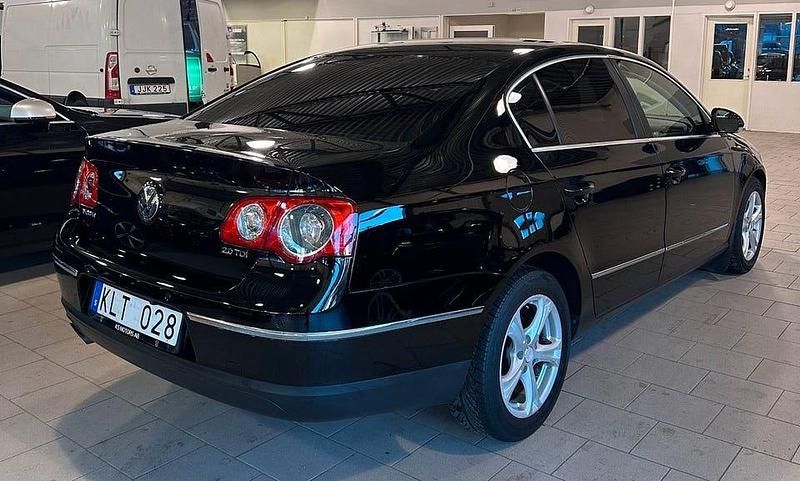 Begagnad VW Passat Sportline 170 HK (125 kW) 2008 Svart Sedan