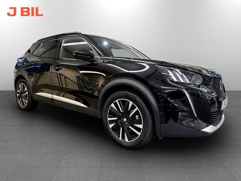 Svart Begagnad 2022 Peugeot e-2008 GT SUV | 219 900 kr (Marknadspris) - Bild 1/4