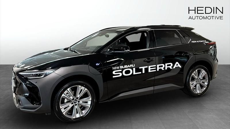 Svart (black) Begagnad 2025 Subaru Solterra SUV | 529 900 kr (Superpris) - Bild 1/4