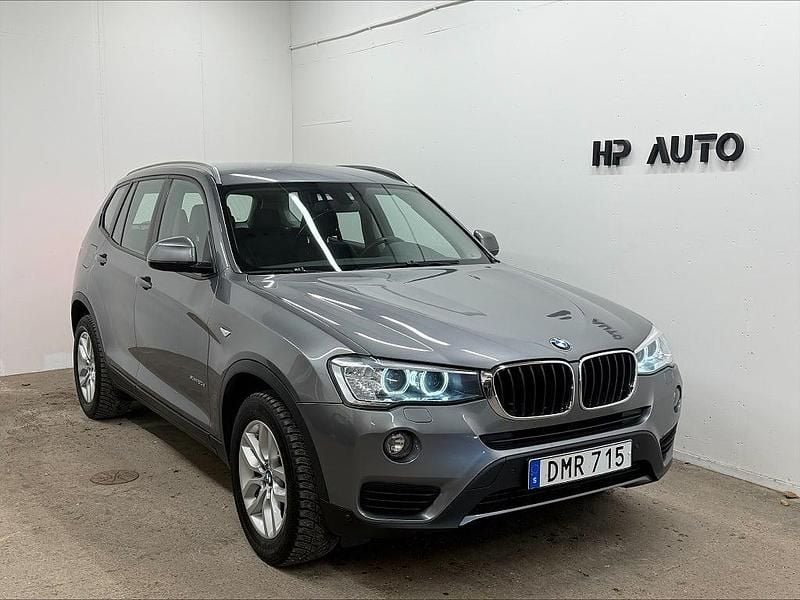 Grå Begagnad 2016 BMW X3 SUV | 168 900 kr (Marknadspris) - Bild 1/4