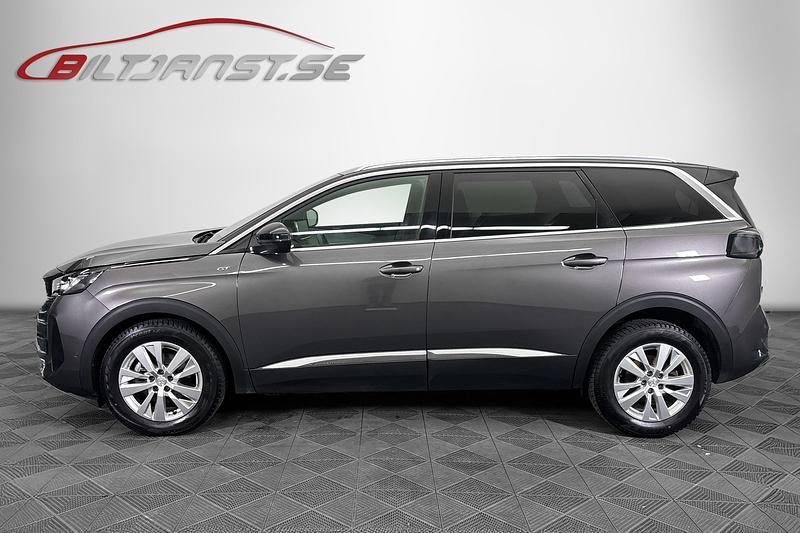 Begagnad Peugeot 5008 2023 Grå SUV