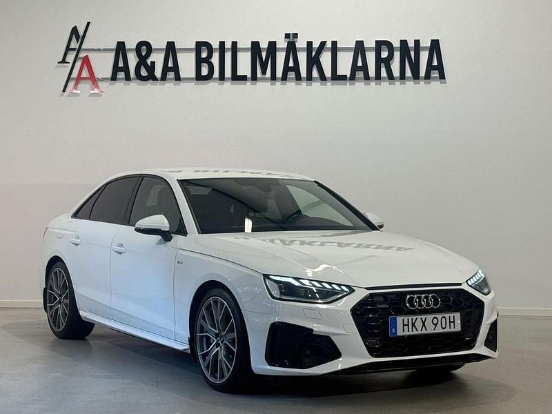 Vit Begagnad 2019 Audi A4 S-Line Sedan | 284 800 kr (Lite dyr) - Bild 1/4