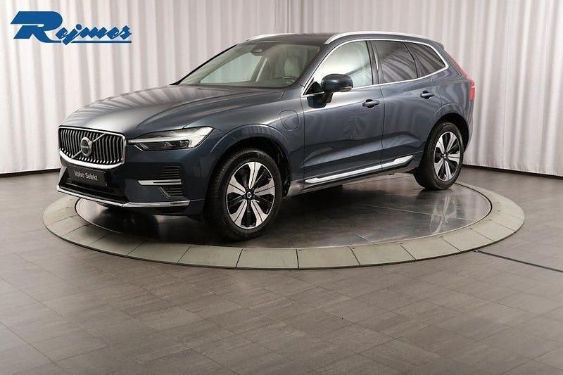 Denim blue metallic Begagnad 2024 Volvo XC60 Core SUV | 449 900 kr (Marknadspris) - Bild 1/4