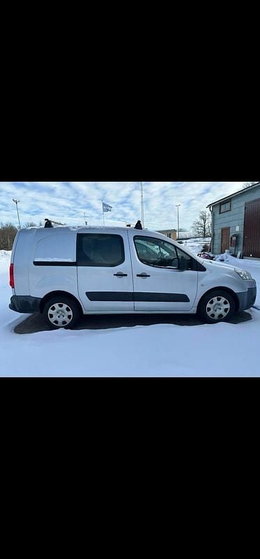 Begagnad Peugeot Partner 2013