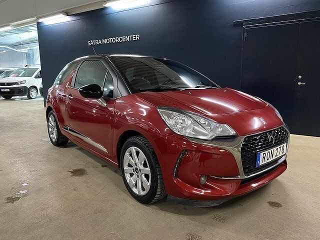 Röd Begagnad 2016 DS Automobiles DS3 Halvkombi | 84 900 kr - Bild 1/4