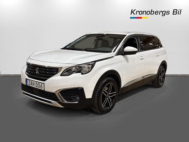 Vit Begagnad 2017 Peugeot 5008 Allure SUV | 199 500 kr (Marknadspris) - Bild 1/4