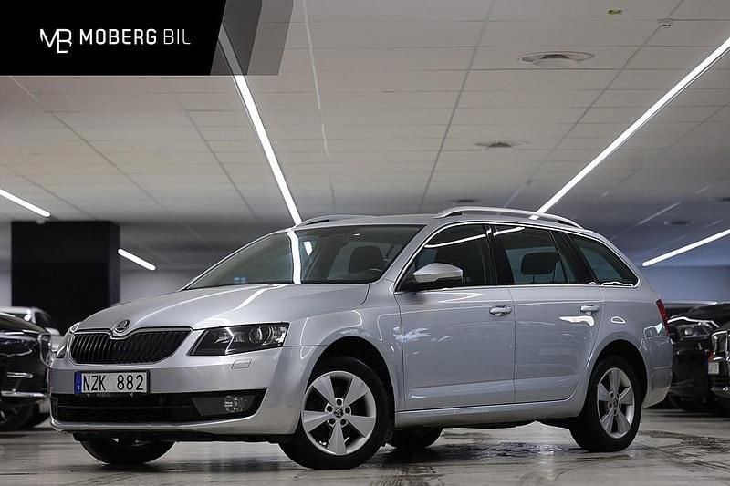 Silver Begagnad 2013 Skoda Octavia Elegance Kombi | 99 900 kr (Lite dyr) - Bild 1/3