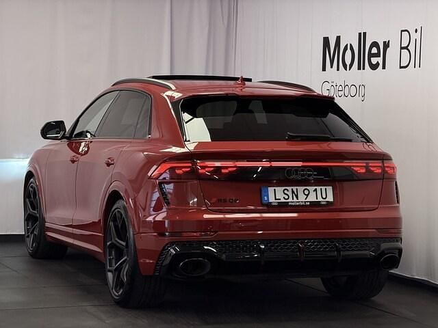 Begagnad Audi RS Q8 Performance 640 HK (470 kW) 2025 Chiliröd metallic SUV