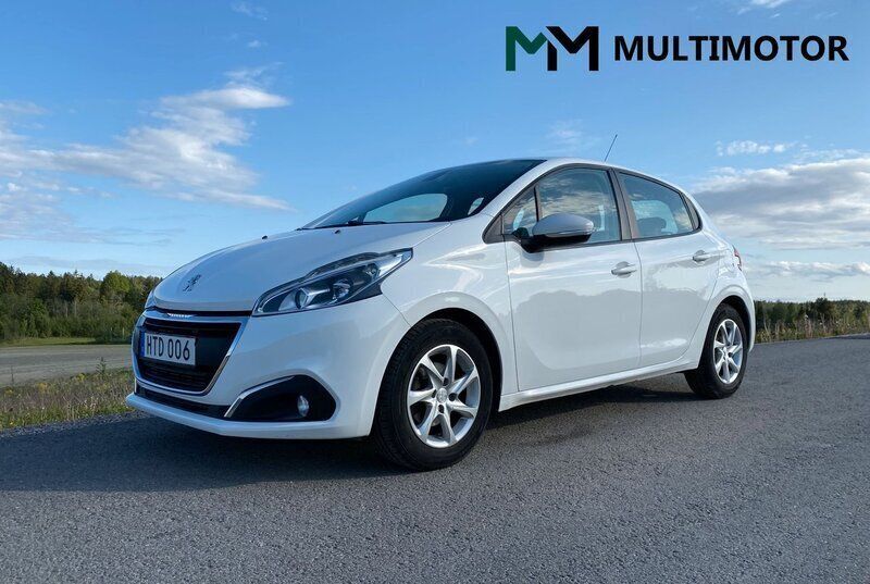 Vit Begagnad 2016 Peugeot 208 Halvkombi | 69 900 kr (Marknadspris) - Bild 1/4