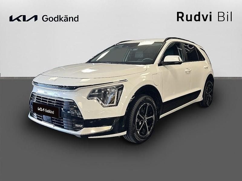 Vit Begagnad 2023 Kia Niro Advance SUV | 379 900 kr (Dyr) - Bild 1/4