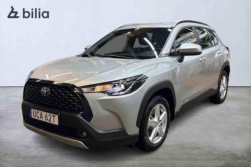 Begagnad Toyota Corolla Cross 2025 Silver SUV