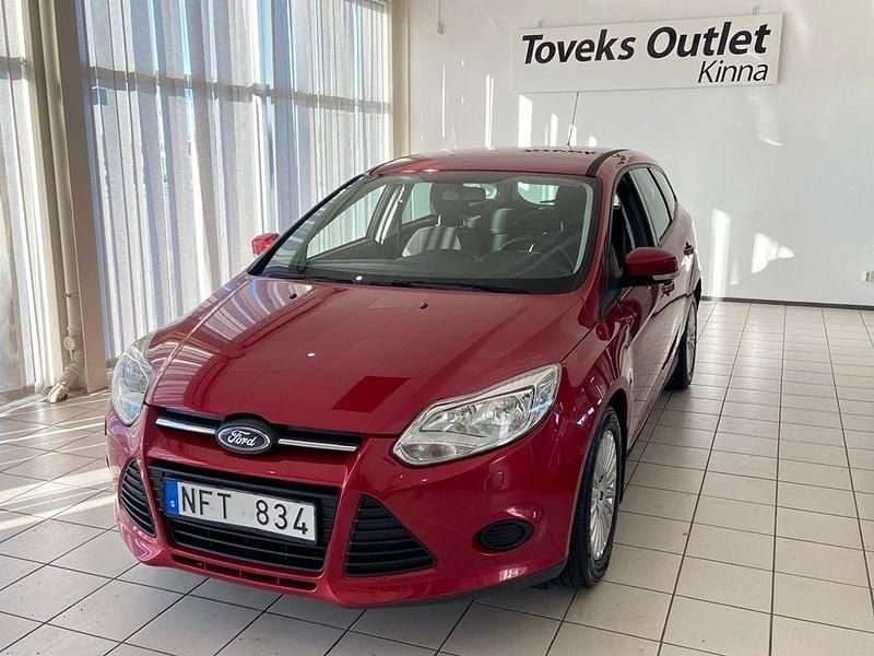 Röd Begagnad 2013 Ford Focus Kombi | 69 900 kr (Lite dyr) - Bild 1/4