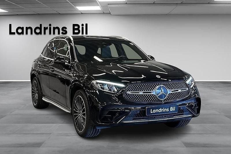 Begagnad Mercedes GLC300 AMG line 259 HK (190 kW) 2023 Svart SUV