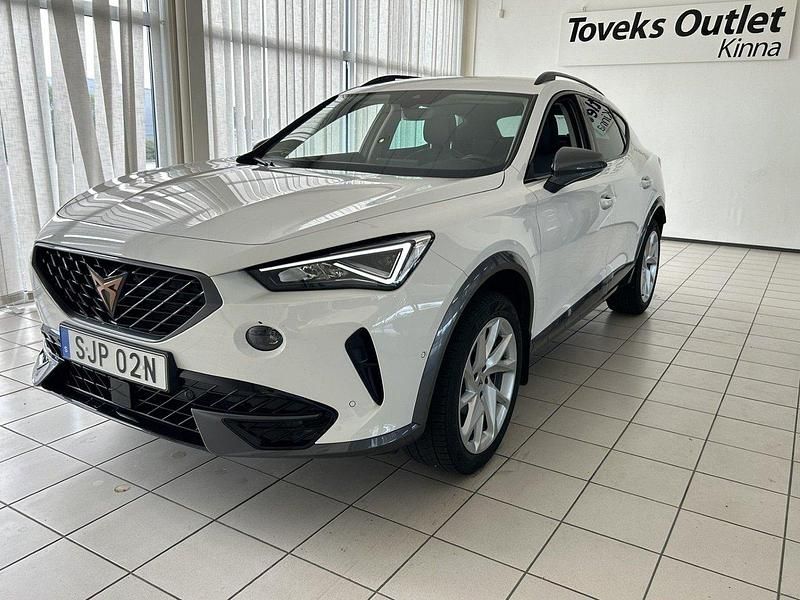 Vit Begagnad 2024 Cupra Formentor SUV | 299 900 kr (Marknadspris) - Bild 1/4