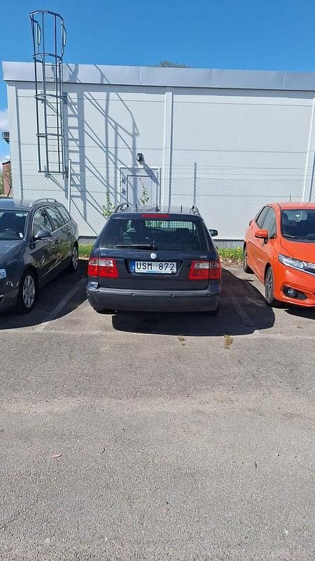 Begagnad 2004 Saab 9-5 Kombi | 9 900 kr (Superpris) - Bild 1/4
