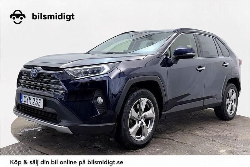 Mörkblå Begagnad 2018 Toyota RAV4 Hybrid Executive SUV | 239 900 kr (Bra pris) - Bild 1/3