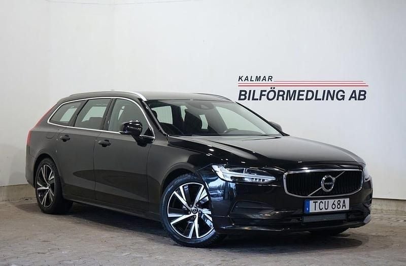 Svart Begagnad 2019 Volvo V90 Momentum Kombi | 249 900 kr (Lite dyr) - Bild 1/4