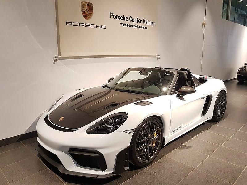 Begagnad Porsche 718 Spyder 500 HK (367 kW) 2024 Vit Cab