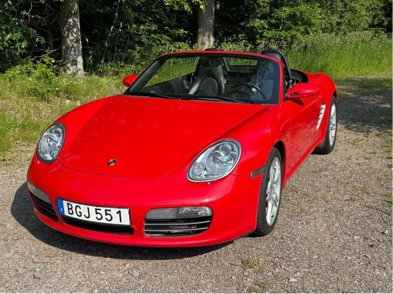 Röd Begagnad 2005 Porsche Boxster S Cab | 230 000 kr (Superpris) - Bild 1/4