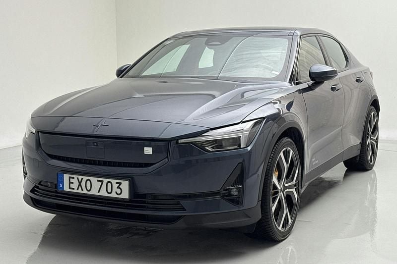 Begagnad Polestar 2 Performance 350 kW (476 HK) 2024 Mörkblå Halvkombi
