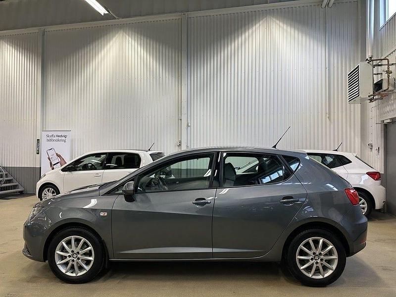 Begagnad Seat Ibiza Style 90 HK (66 kW) 2017 Grå Halvkombi
