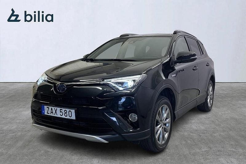Svart Begagnad 2017 Toyota RAV4 Hybrid Executive SUV | 244 900 kr (Marknadspris) - Bild 1/4