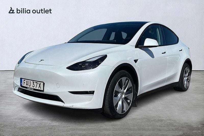 Vit Begagnad 2022 Tesla Model Y Long Range SUV | 369 900 kr (Superpris) - Bild 1/3